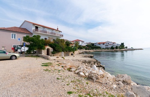 Mandre Apartment | Studio flat near beach Mandre, Pag (AS-4101-c)