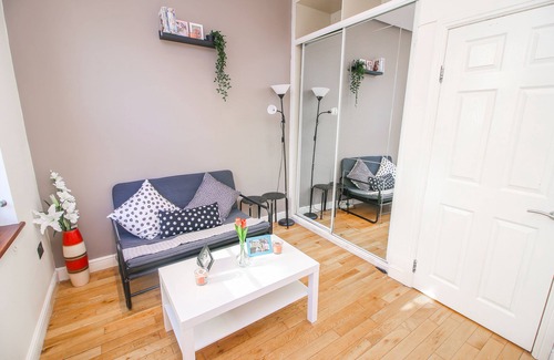 Spitalfields Apartment | Studio Flat near Liverpool Street