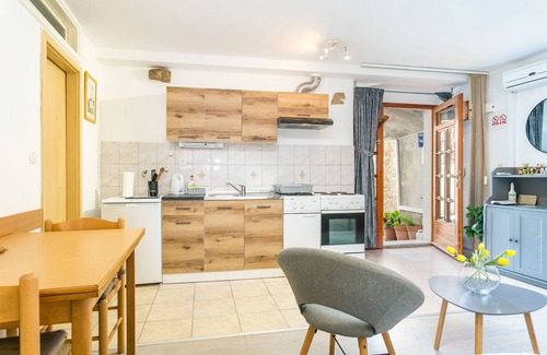 Split Apartment | Studio flat with air-conditioning Split (AS-7596-a)