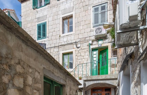Split Apartment | Studio flat with air-conditioning Split (AS-7596-a)