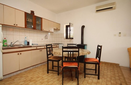 Nevidane Apartment | Studio flat with balcony and sea view Neviđane, Pašman (AS-8401-a)