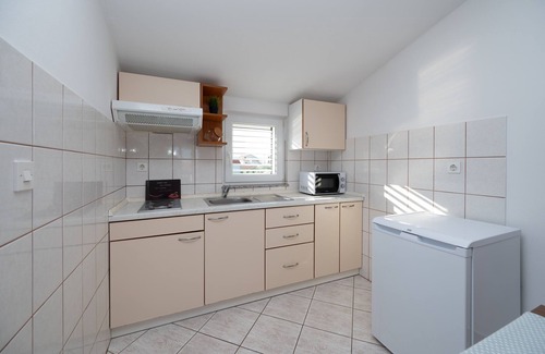 Sukosan Apartment | Studio flat with balcony and sea view Sukošan, Zadar (AS-6131-c)