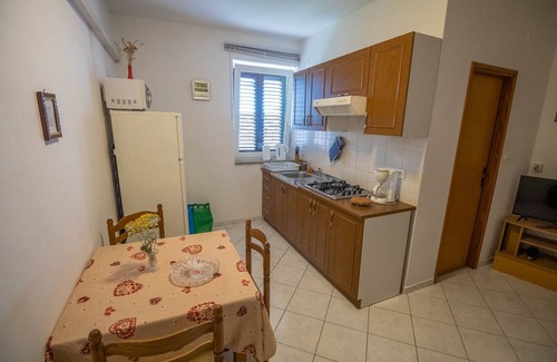 Cove Murtar Apartment | Studio flat with terrace and sea view Mali Lošinj, Lošinj (AS-20594-c)
