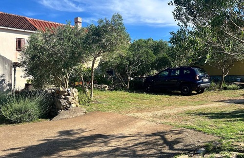 Veli Rat Apartment | Studio flat with terrace Veli Rat, Dugi otok (AS-436-a)