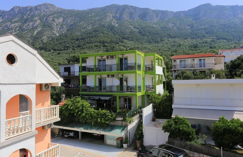 Gradac Apartment | Studio flat with terrace and sea view Gradac, Makarska (AS-2784-a)