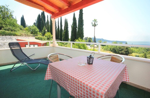 Trsteno Apartment | Studio flat with terrace and sea view Trsteno, Dubrovnik (AS-9107-b)