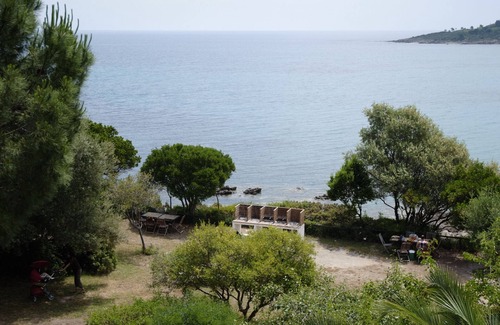 Favone Apartment | Studio for 2 people, 1st floor sea view, with direct access to the beach