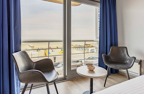 Blankenberge Apartment | Studio for 2 persons with sea view and balcony