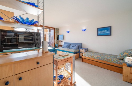 Villarembert Apartment | Studio for 6 in Le Corbier, ski-in/ski-out