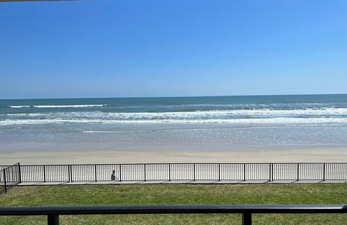 Daytona Beach Shores Condo | Studio for 2 with Breathtaking View with A/C