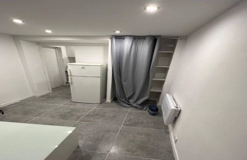 Mazargues Apartment | Studio