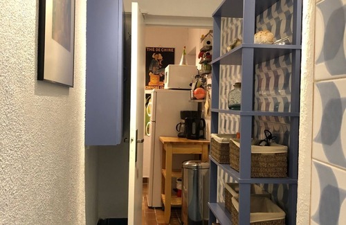 Les Lecques Apartment | Studio 37m - The beach 6 minutes walk - private parking - comfortable. Calm.