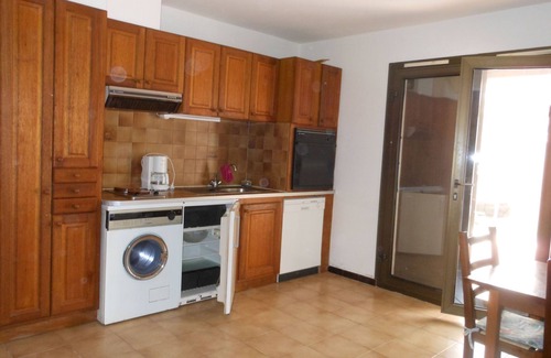 Saintes-Maries-de-la-Mer Apartment | Studio ground floor