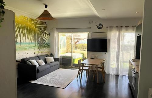 Villeneuve Loubet Beach Apartment | Studio Front de Mer à 10mètres de la plage