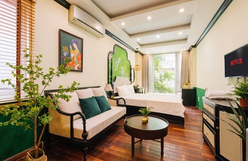 Yen Phu Apartment | studio full natural light,netflix,kitchen Westlake