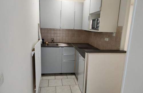 Plantieres Queuleu Apartment | Studio Galy
