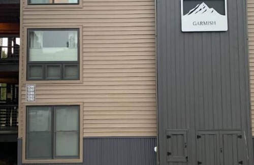 Big Sky Condo | Studio getaway steps away from Big Sky Resort