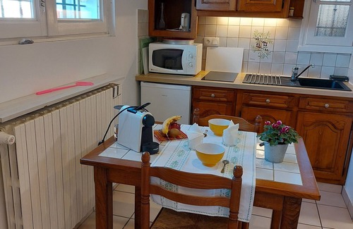 Urcuray Apartment | STUDIO GETTE HASPARREN in the Basque Country near the Cambo thermal baths