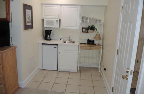 Calabash Apartment | Studio Golf Home 1607L Close to Calabash