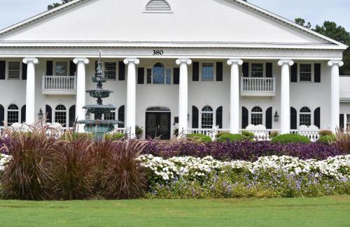 Calabash Apartment | Studio Golf Home 1607L Close to Calabash
