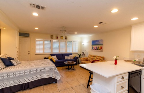Seagrove Beach Cottage | Studio ground floor the heart of Seagrove Pet considered Must Be Disclosed