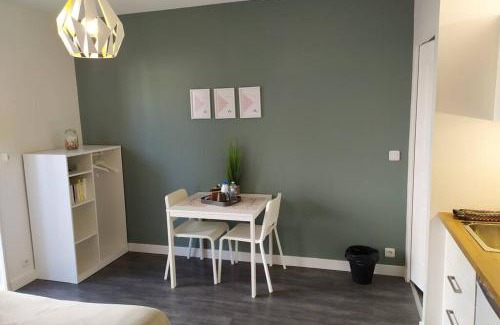 Fontaine-Etoupefour Apartment | Studio Guest House à 5 minutes de Caen