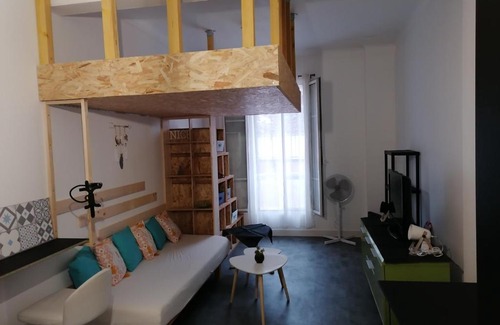 La Madeleine Apartment | studio guy