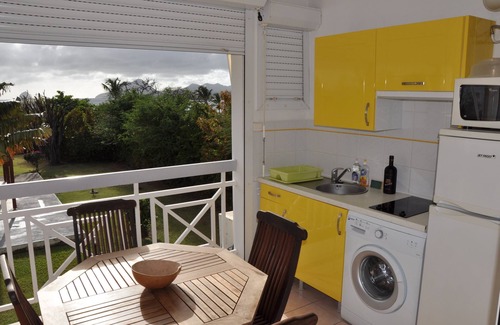 Quartier Desert Apartment | Studio Handle Mabouya St Luce In residence made safe with large swimming pool