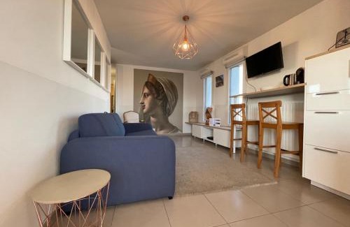 Bassins a Flot Apartment | Studio harmonieusement aménagé avec parking et terrasse vers la cité du vin