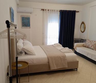 Himare Apartment | Studio Himare Center