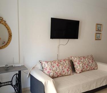 Himare Apartment | Studio Himare Center