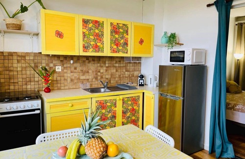 Tahiti Apartment | Studio Hina - Cosy, Quiet & Pool
