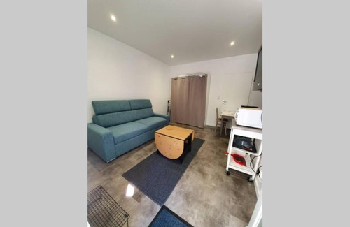 Lorient Apartment | Studio idéalement situé au calme