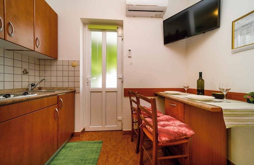 Krk Apartment | Studio in a quiet location
