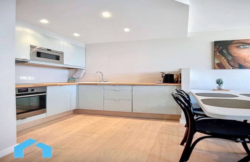 Albertstrand Apartment | Studio in Knokke-Heist with Sea Views