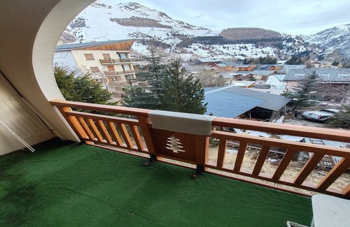 Les Deux Alpes Apartment | Studio in Les Deux Alpes near Ski Slopes