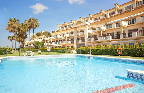 Nikki Beach Apartment | Studio in Marbella Near Romana Playa Beach