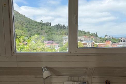 Sololaki Apartment | Studio in old tbilisi
