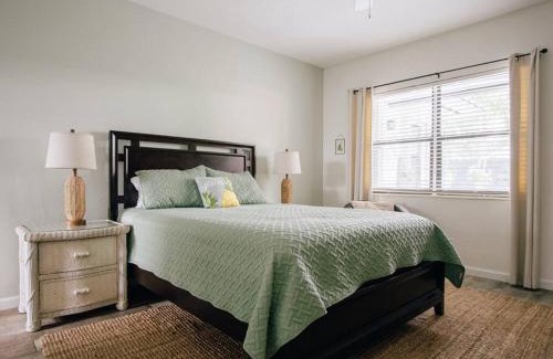 Pompano Beach Apartment | Studio in Pompano Beach two blocks from the Ocean