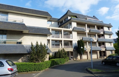 Saint-Quay-Portrieux Apartment | Studio in Saint Quay Portrieux with sea view and marina