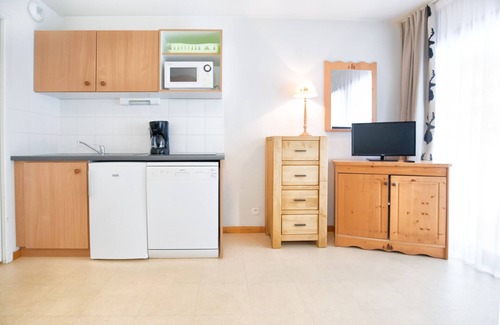 Bramans Apartment | Studio in Termignon near Ski Lift