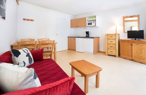 Bramans Apartment | Studio in Termignon near Ski Lift