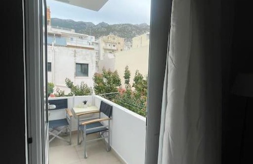 Loutraki Apartment | Studio in the center, 2 mins from the beach