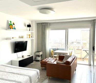 Alicante Apartment | Studio in the center, city & sea views