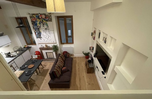 Chambery Apartment | Studio in the heart of Chambéry's old town