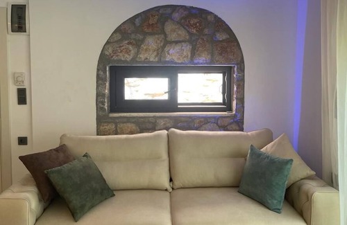 Datca City Center Apartment | Studio in the hearth of Datca with a small garden and private entrance.