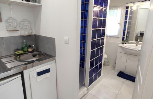 Castelnau-le-Lez Apartment | Studio indépendant dans villa, parking gratuit.