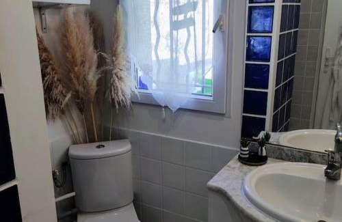 Castelnau-le-Lez Apartment | Studio indépendant dans villa, parking gratuit.