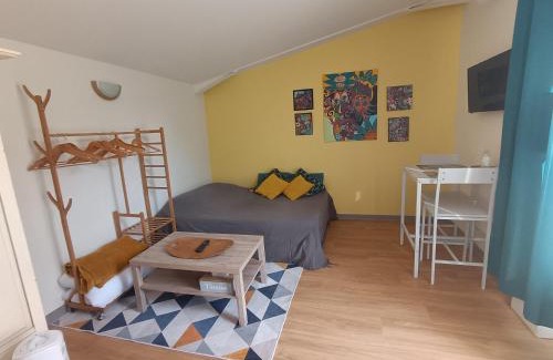 Caucalieres Apartment | Studio indépendant au calme avec parking privatif