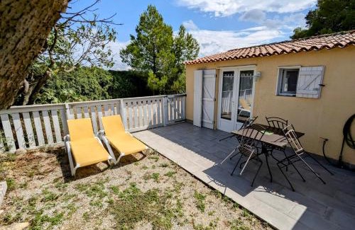 Saint-Jean-Pla-de-Corts Apartment | Studio indépendant tout équipé au calme